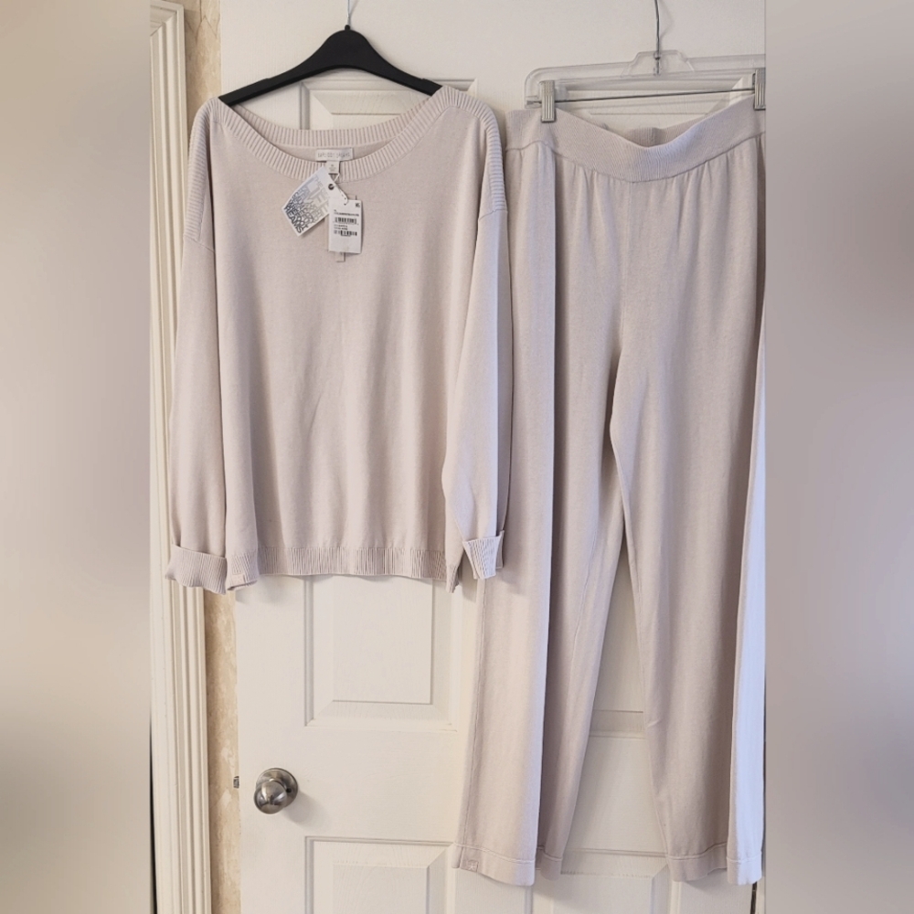 Barefoot Dreams Outfit